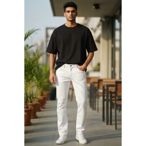 Denim Culture White Cotton Spandex Straight Leg Jeans Mens Size 38x32‎